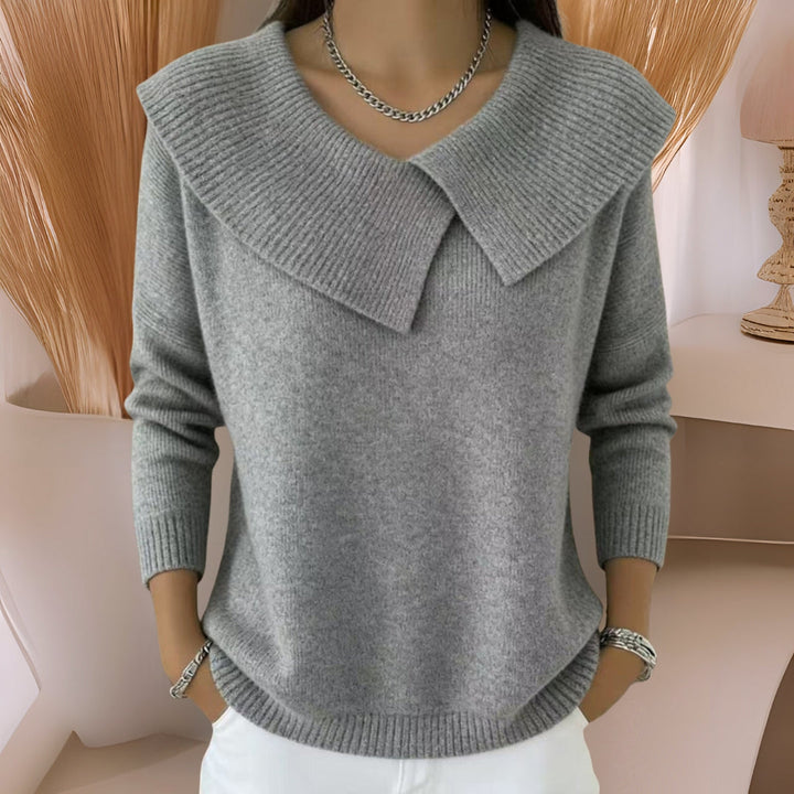 Angela – Knit Sweater Soft Collar