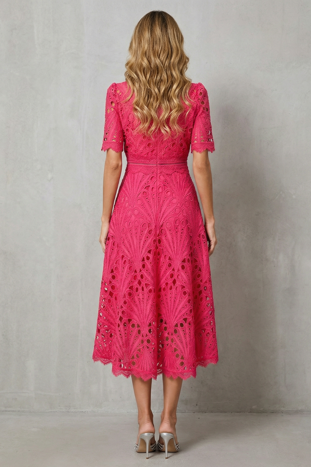 Patricia – Elegant Sequin Midi Dress