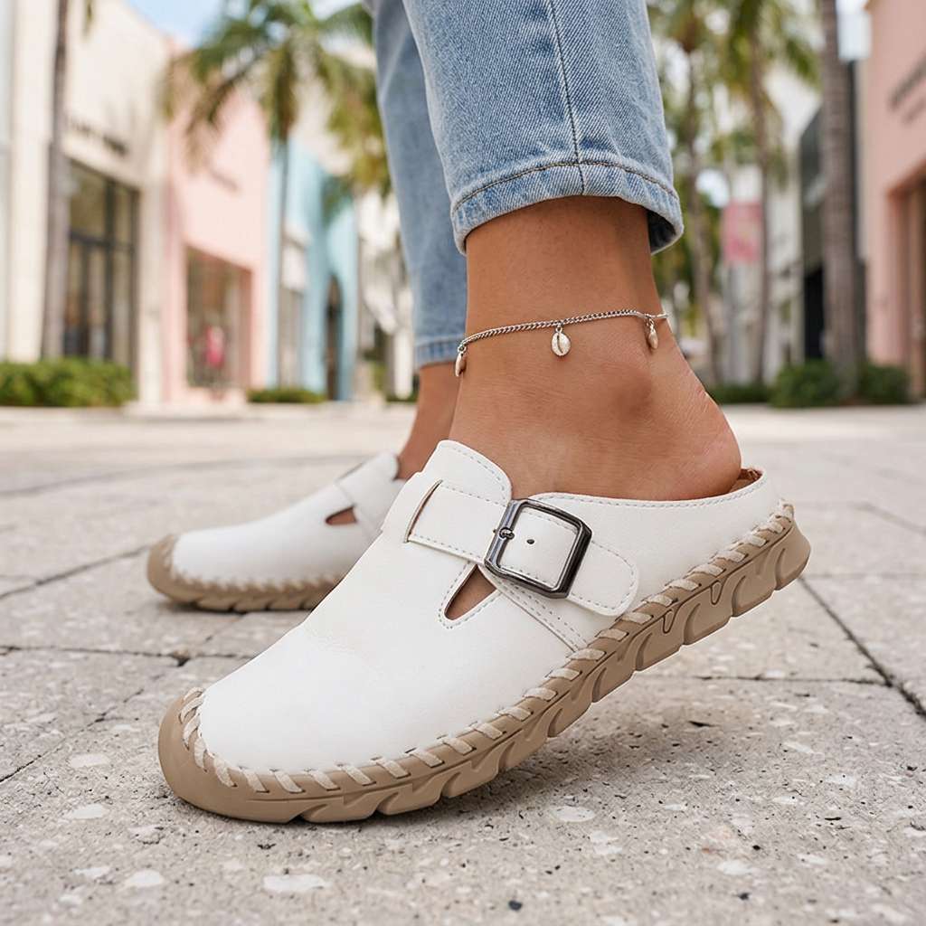 Brenda – Buckle Clogs