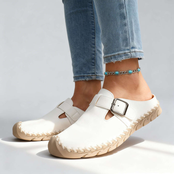 Brenda – Buckle Clogs