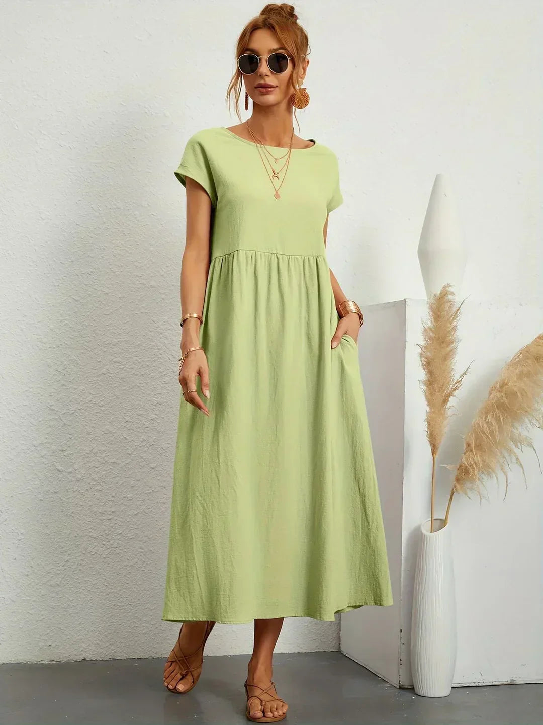 Ruth – Elegant Midi Fluid Dress