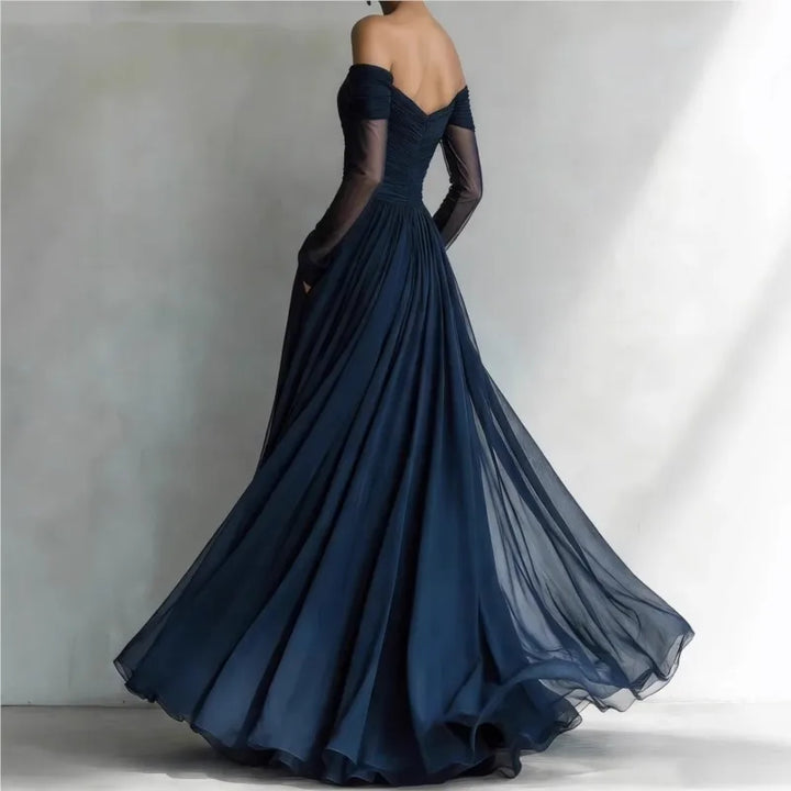 Nicole – Off-Shoulder Maxi Dress