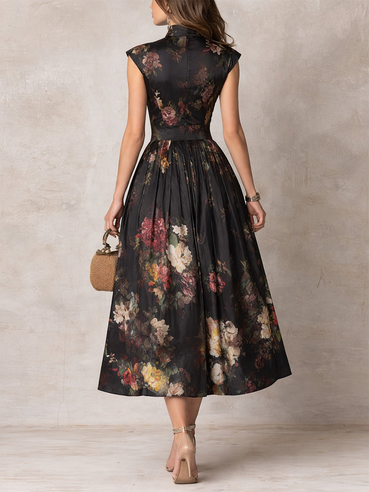 Hannah – Floral Pleated Midi Dress