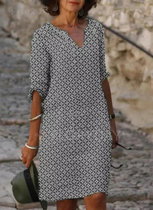 Karen – Elegant Flowing Dress