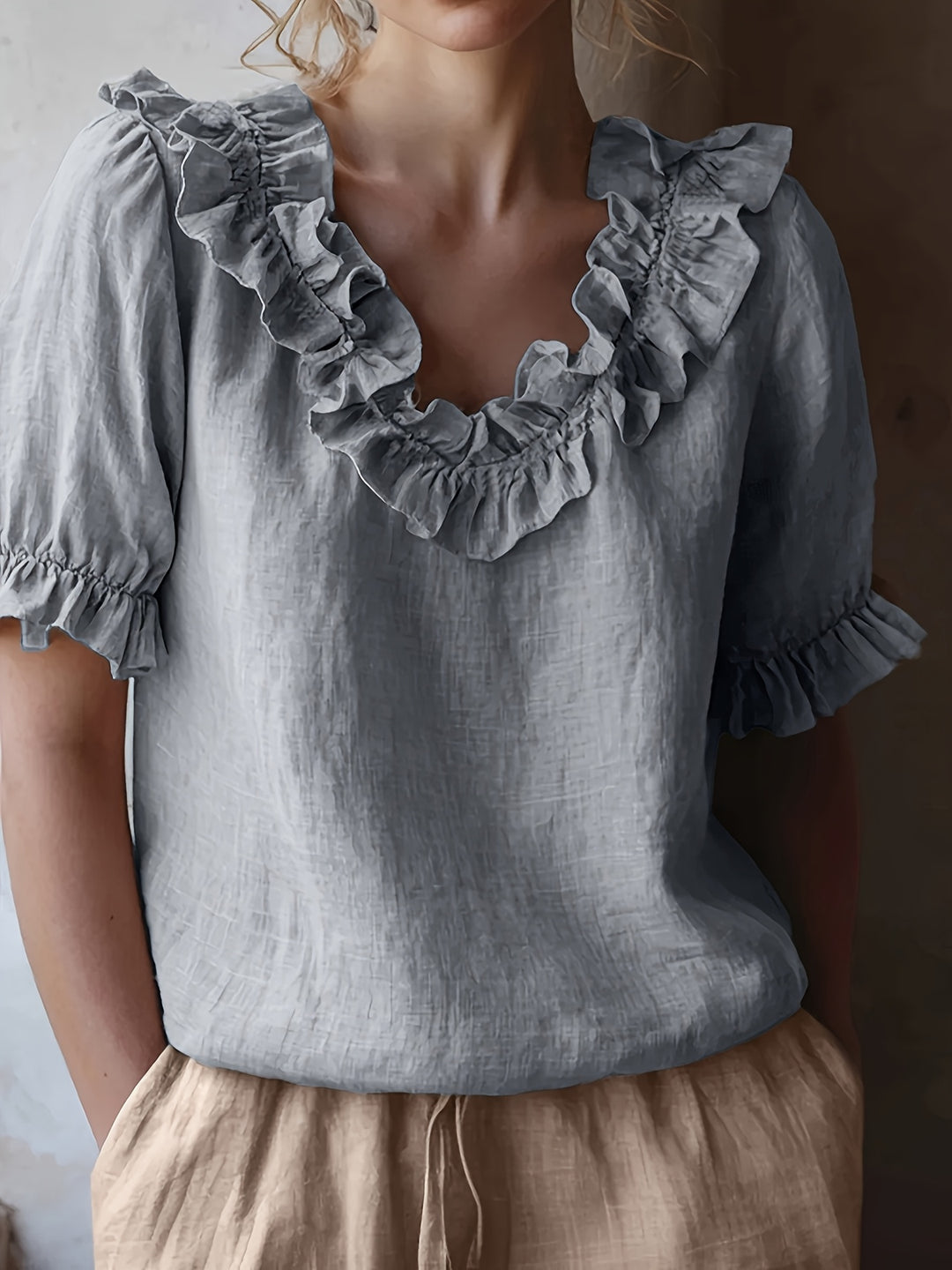 Amy – Spring/Summer Ruffle Crew Neck Shirt