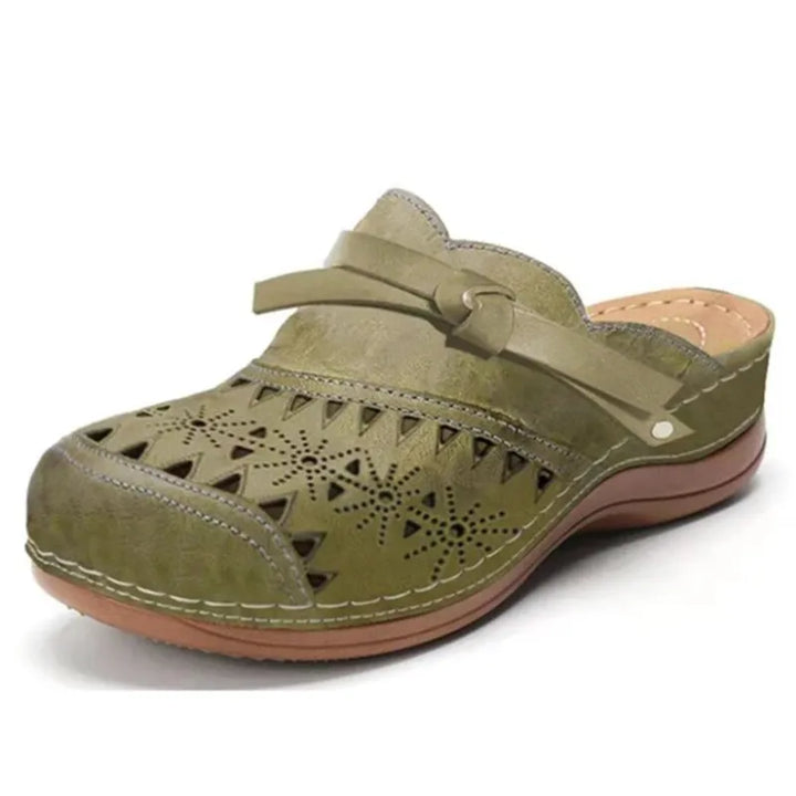 Marie – Comfortable Everyday Clogs