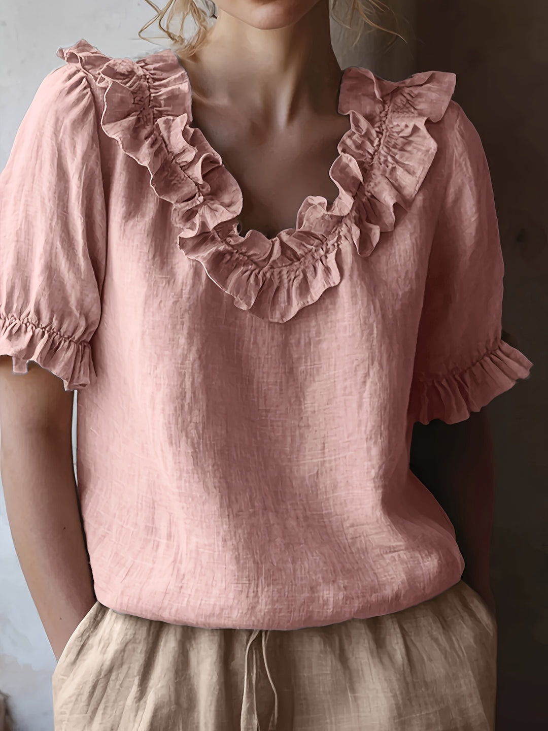 Amy – Spring/Summer Ruffle Crew Neck Shirt