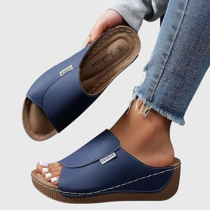 Chloe – Classic Comfort Walking Sandals