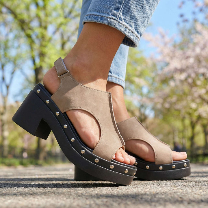 Angela – Studded Comfort Slides