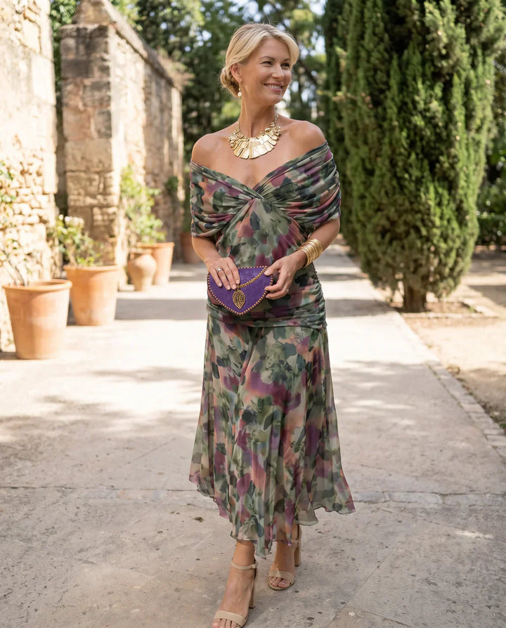 Dorothy – Elegant V-Neck Dress