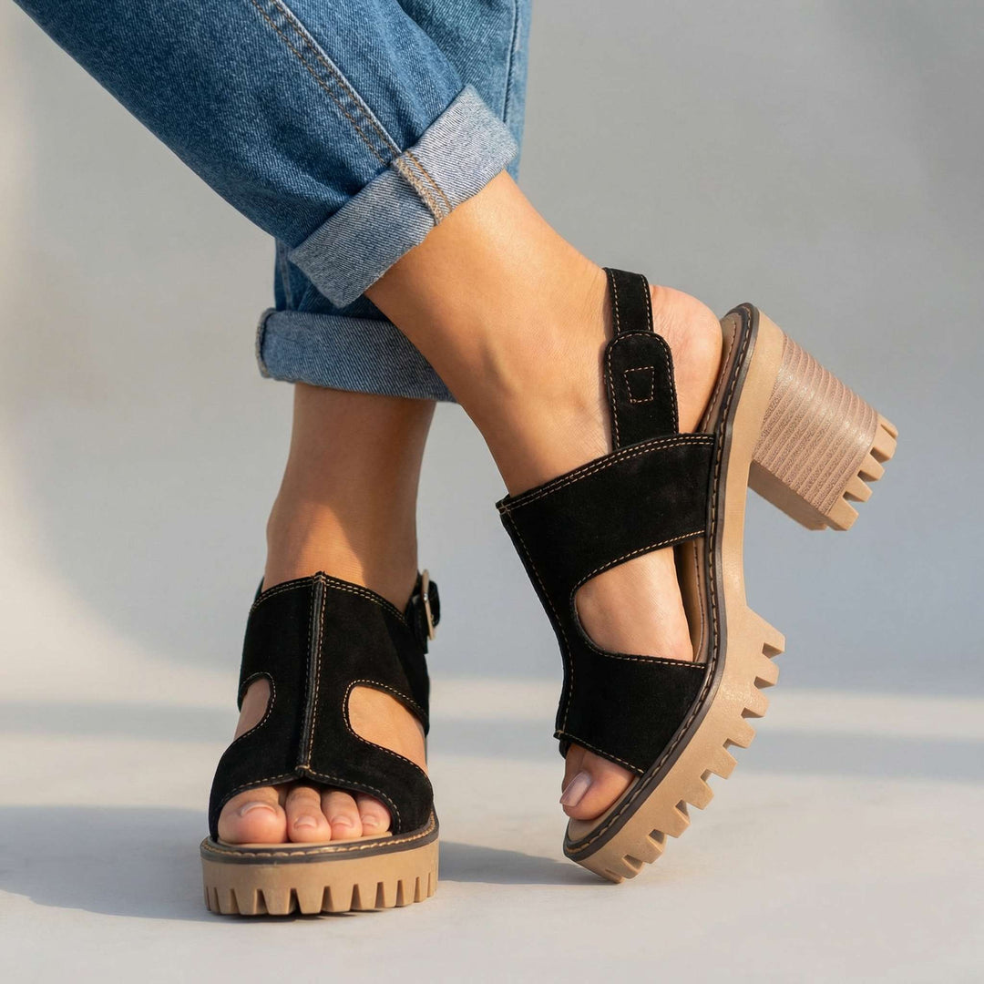 Donna – Strap Heels
