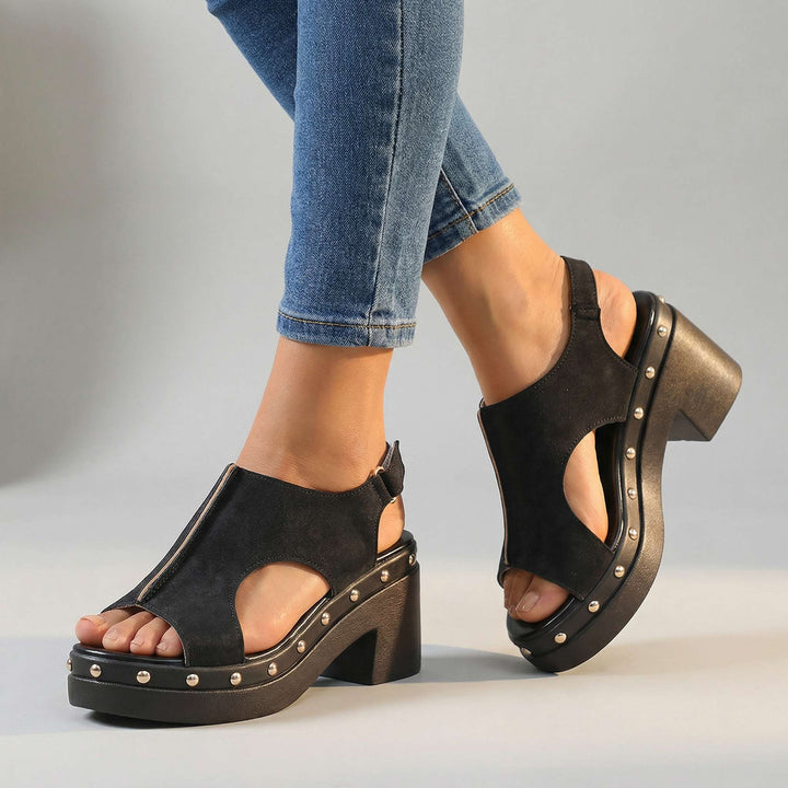 Angela – Studded Comfort Slides