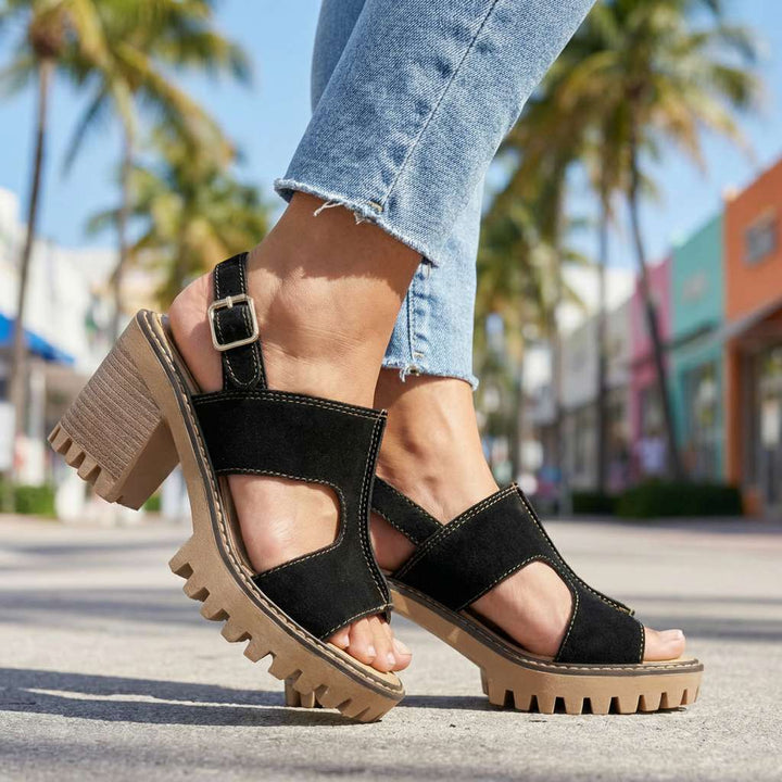 Donna – Strap Heels