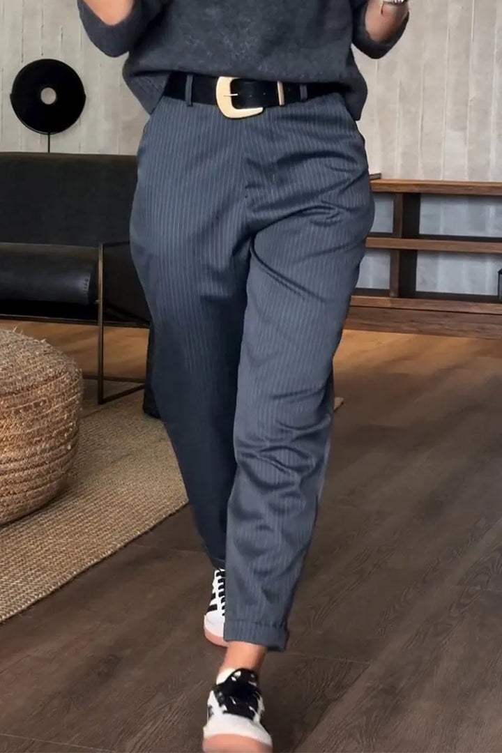 Betty – Elegant Striped Trousers