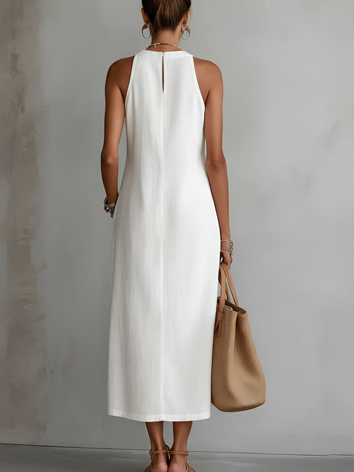 Victoria – Sleeveless Mao Collar Dress